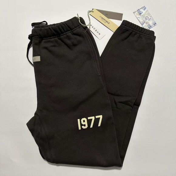 Fear Of God Essentials Sweatpants 1977 Iron- Multiple Sizes Available - Picture 1 of 5